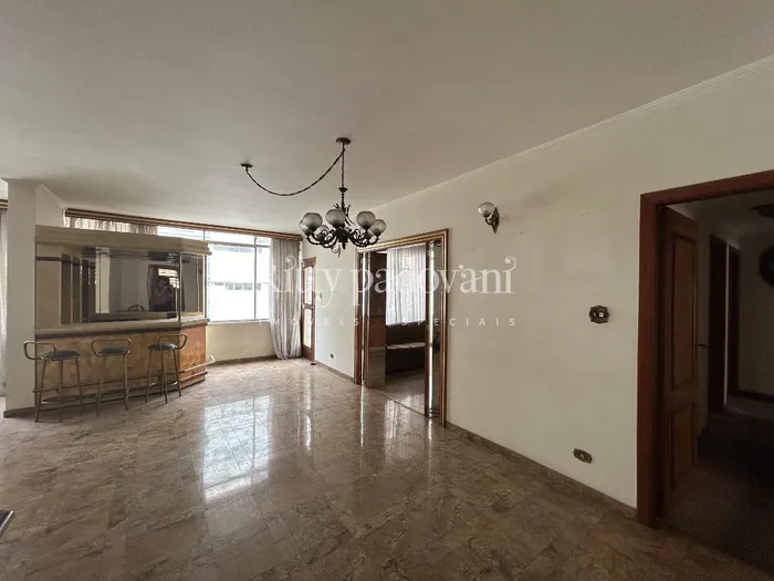 Apartamento com 3 suítes à venda em Higienópolis, São Paulo, por R$ 1.800.000