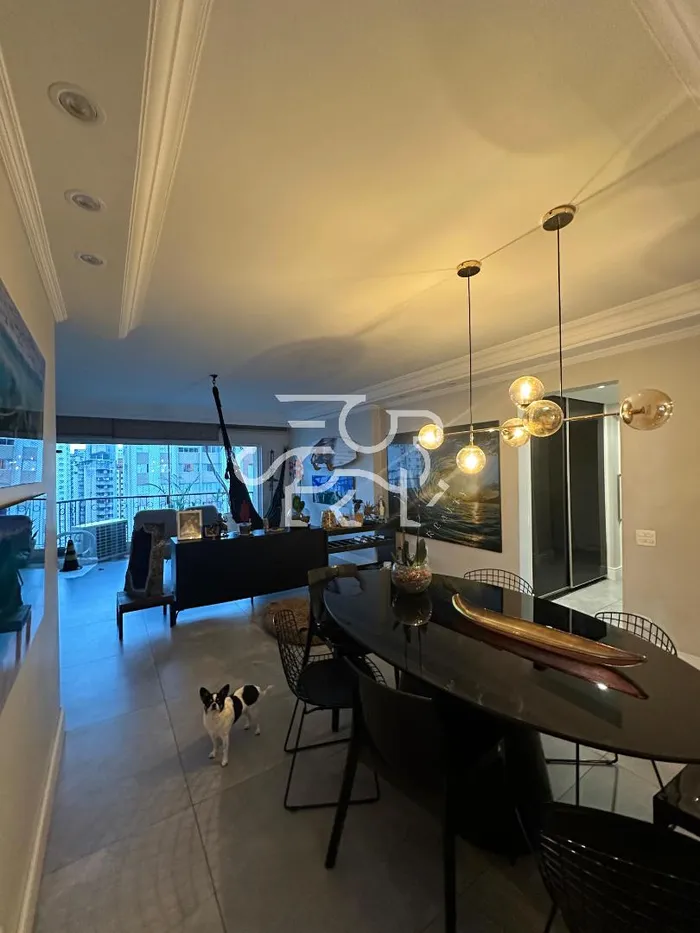 Cobertura com 3 suítes à venda em Moema, São Paulo, por R$ 5.000.000