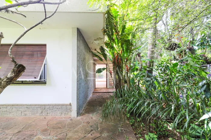 Casa com 1 suítes à venda em Alto de Pinheiros, São Paulo, por R$ 4.800.000 Imagem 2