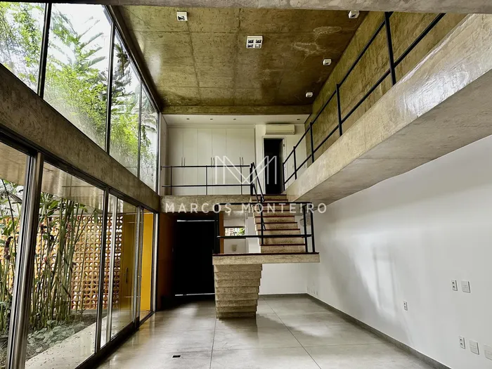 Casa com 3 suítes à venda em Jardim América, São Paulo, por R$ 10.000.000 Imagem 2
