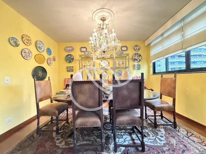 Apartamento com 3 suítes à venda em Real Parque, São Paulo, por R$ 1.700.000 Imagem 2