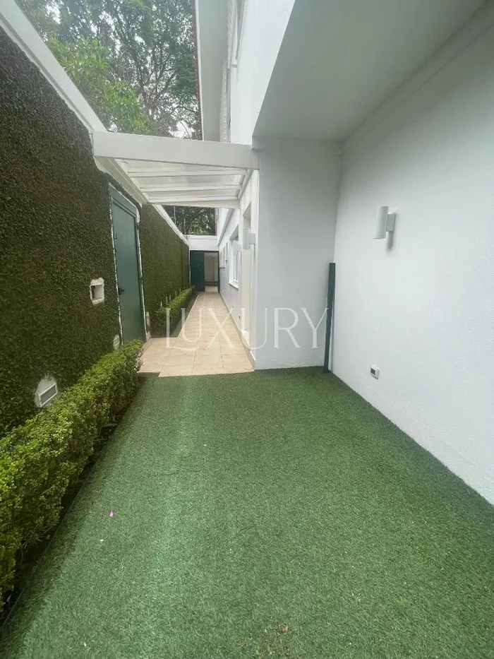 Casa de vila com 3 suítes à venda em Jardim Luzitânia, São Paulo, por R$ 6.100.000 Imagem 2