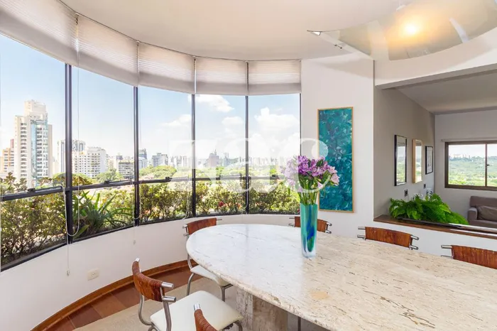 Apartamento com 2 suítes à venda em Vila Madalena, São Paulo, por R$ 4.300.000 Imagem 2