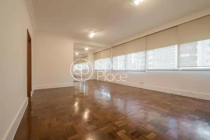 Apartamento com 1 suítes à venda em Campo Belo, São Paulo, por R$ 1.200.000 Imagem 3