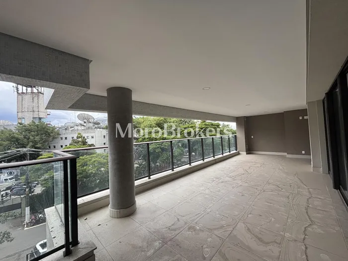 Apartamento com 3 suítes à venda em Jardim Guedala, São Paulo, por R$ 4.450.000 Imagem 3