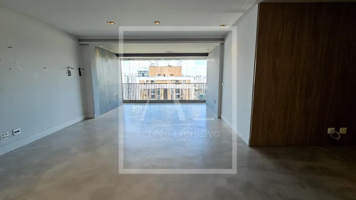 Apartamento com 3 suítes à venda em Moema, São Paulo, por R$ 3.890.000 Imagem 2