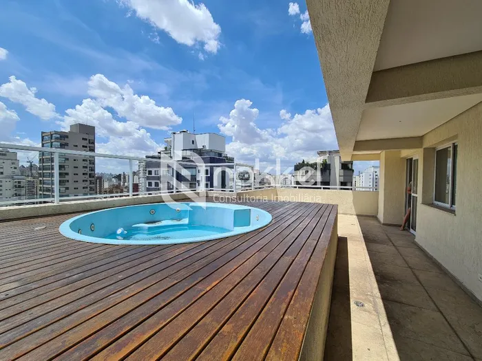 Cobertura com 2 suítes à venda em Moema, São Paulo, por R$ 3.250.000