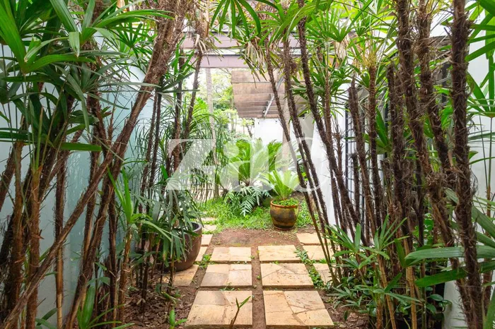 Casa com 4 suítes à venda em Alto de Pinheiros, São Paulo, por R$ 5.000.000