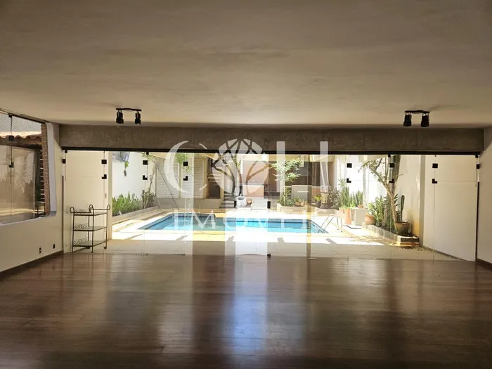 Casa com 2 suítes à venda em Alto da Boa Vista, São Paulo, por R$ 3.900.000 Imagem 3