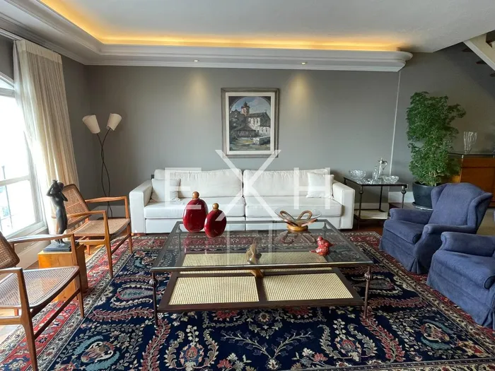 Cobertura com 3 suítes à venda em Real Parque, São Paulo, por R$ 2.800.000