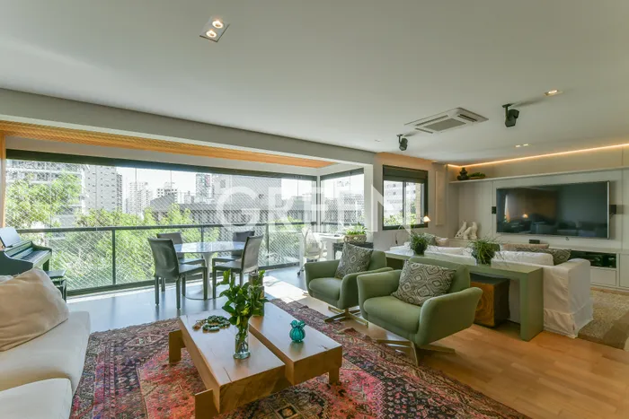 Apartamento com 3 suítes à venda em Vila Nova Conceição, São Paulo, por R$ 3.985.000