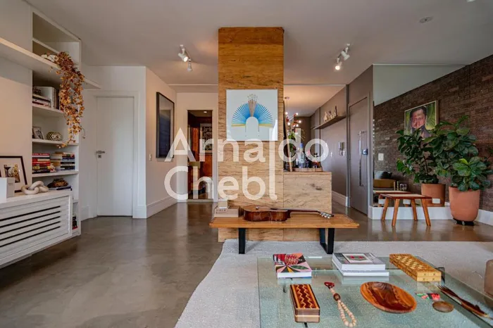 Apartamento com 2 suítes à venda em Itaim Bibi, São Paulo, por R$ 3.000.000 Imagem 2