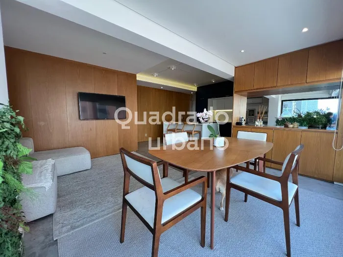 Apartamento com 1 suítes à venda em Vila Olímpia, São Paulo, por R$ 1.750.000
