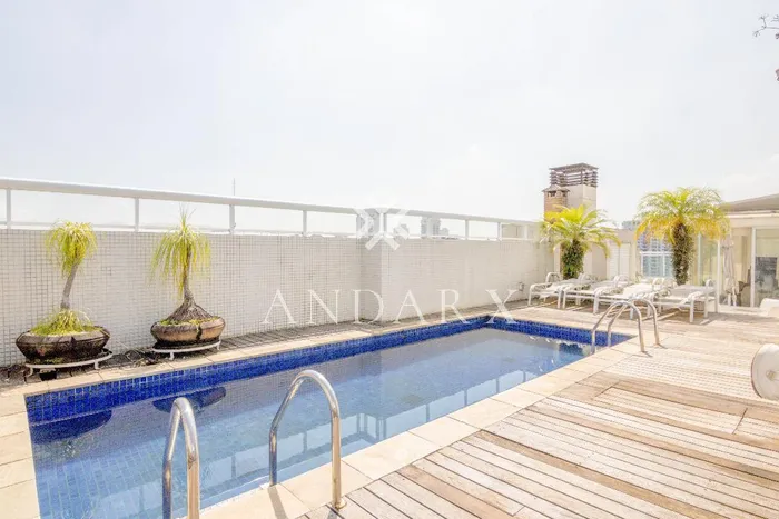 Cobertura com 4 suítes à venda em Pacaembu, São Paulo, por R$ 8.500.000