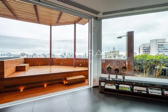 Cobertura com 1 suítes à venda em Vila Nova Conceição, São Paulo, por R$ 8.900.000 Imagem 2