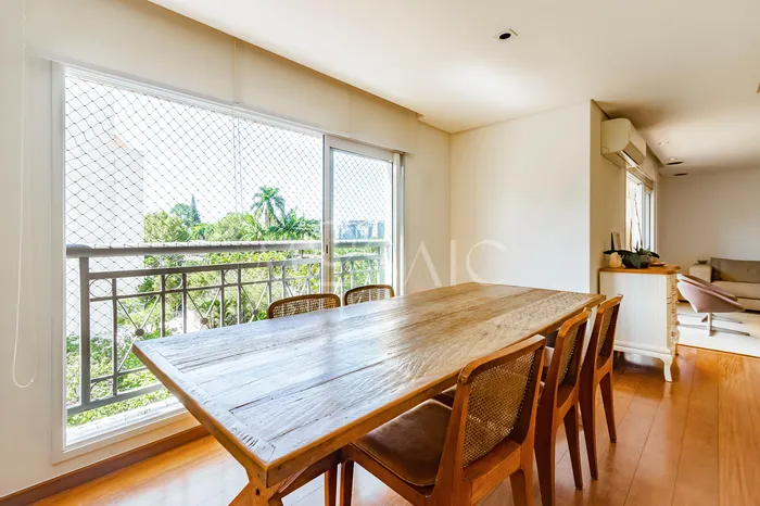 Apartamento com 3 suítes à venda em Real Parque, São Paulo, por R$ 1.500.000 Imagem 3