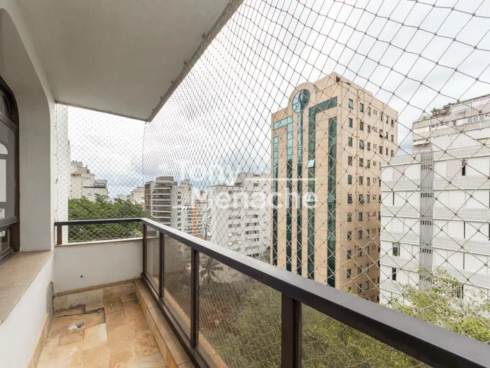 Apartamento com 3 suítes à venda em Jardim América, São Paulo, por R$ 5.300.000 Imagem 3