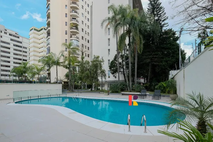 Apartamento com 2 suítes à venda em Itaim Bibi, São Paulo, por R$ 3.000.000 Imagem 2