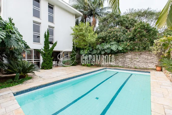 Casa com 2 suítes à venda em Vila Madalena, São Paulo, por R$ 3.900.000