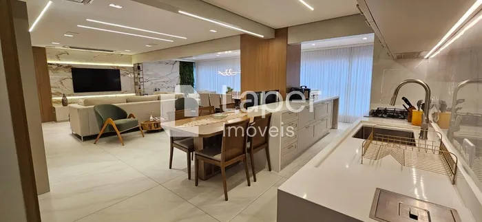 Apartamento com 3 suítes à venda em Vila Mariana, São Paulo, por R$ 3.300.000 Imagem 2