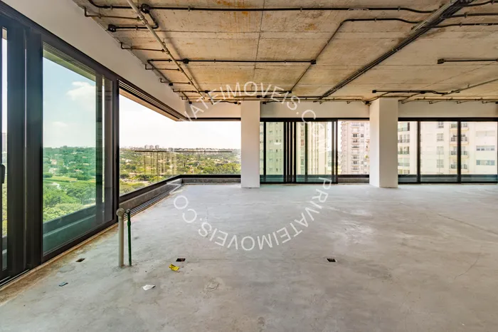 Apartamento com 4 suítes à venda em Itaim Bibi, São Paulo, por R$ 31.000.000