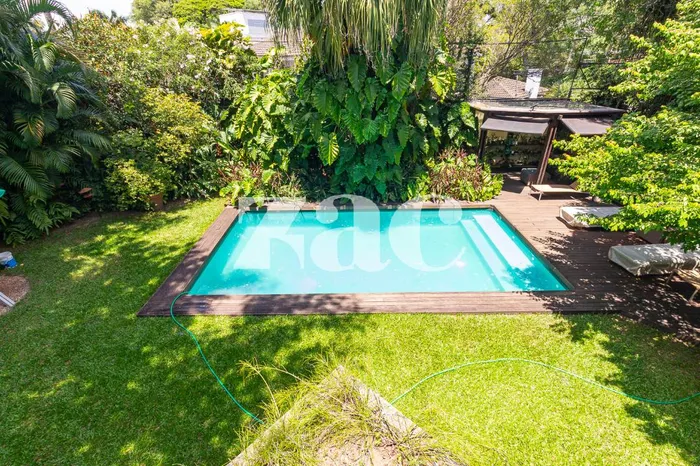 Casa com 2 suítes à venda em Alto de Pinheiros, São Paulo, por R$ 10.500.000