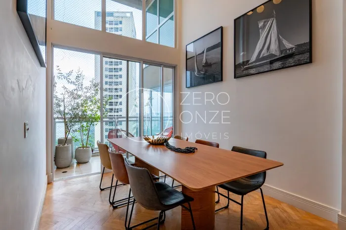 Apartamento com 3 suítes à venda em Panamby, São Paulo, por R$ 1.950.000