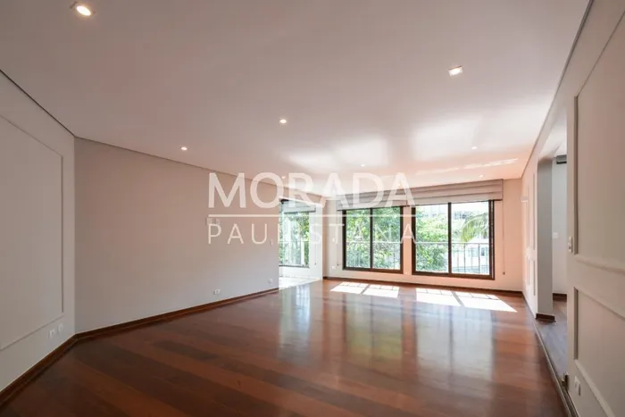 Apartamento com 3 suítes à venda em Jardim Paulista, São Paulo, por R$ 3.600.000