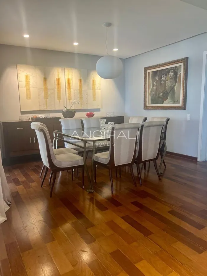 Apartamento com 3 suítes à venda em Vila Nova Conceição, São Paulo, por R$ 4.500.000 Imagem 2