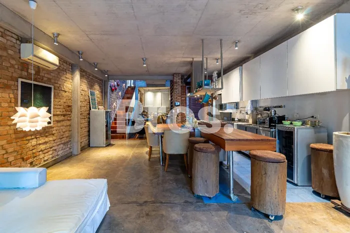 Casa de vila com 2 suítes à venda em Jardim Paulista, São Paulo, por R$ 3.789.000