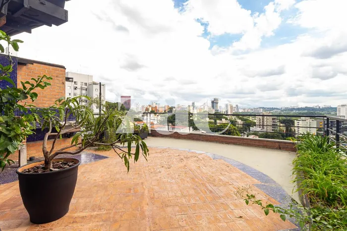 Cobertura com 2 suítes à venda em Vila Madalena, São Paulo, por R$ 2.990.000 Imagem 2