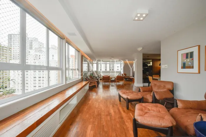 Apartamento com 3 suítes à venda em Jardim América, São Paulo, por R$ 4.000.000