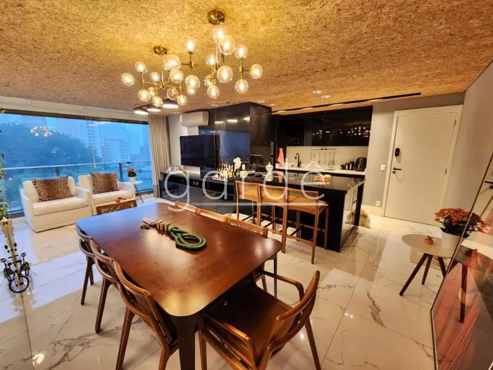 Apartamento com 2 suítes à venda em Vila Olímpia, São Paulo, por R$ 2.600.000