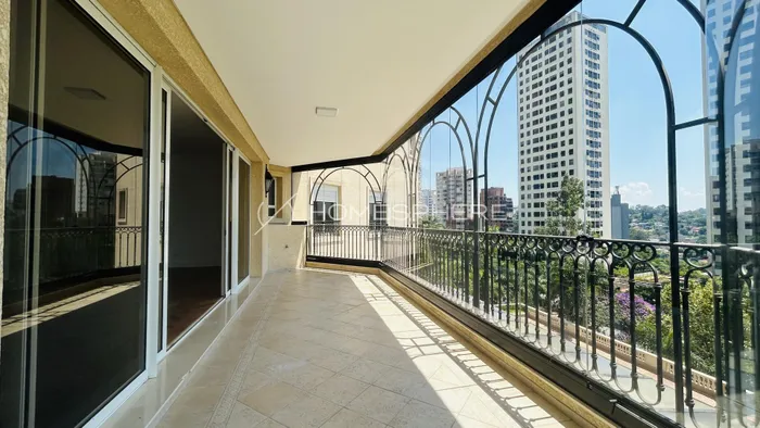 Apartamento com 4 suítes à venda em Panamby, São Paulo, por R$ 4.000.000