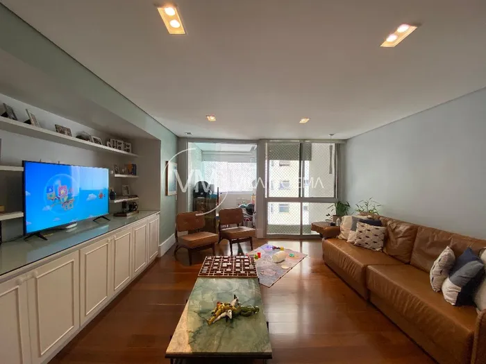 Apartamento com 1 suítes à venda em Moema, São Paulo, por R$ 1.850.000