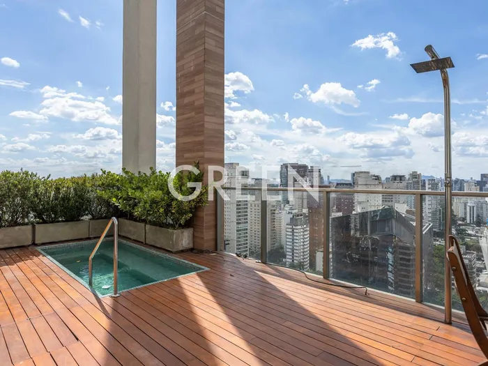 Cobertura com 3 suítes à venda em Itaim Bibi, São Paulo, por R$ 34.000.000