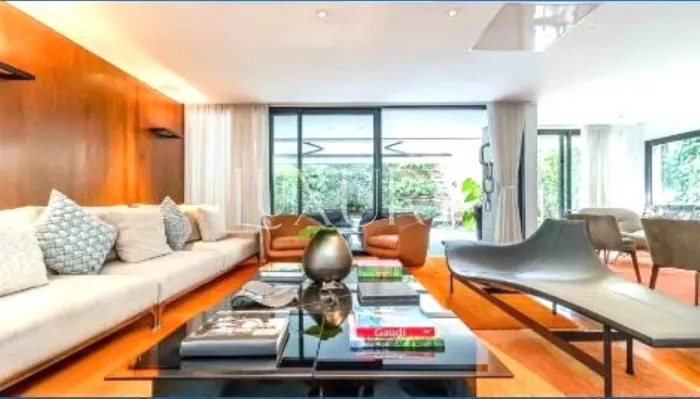 Casa com 3 suítes à venda em Jardim Luzitania, São Paulo, por R$ 8.410.000 Imagem 2