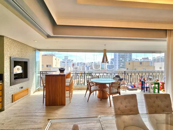 Apartamento com 2 suítes à venda em Vila Olímpia, São Paulo, por R$ 3.300.000