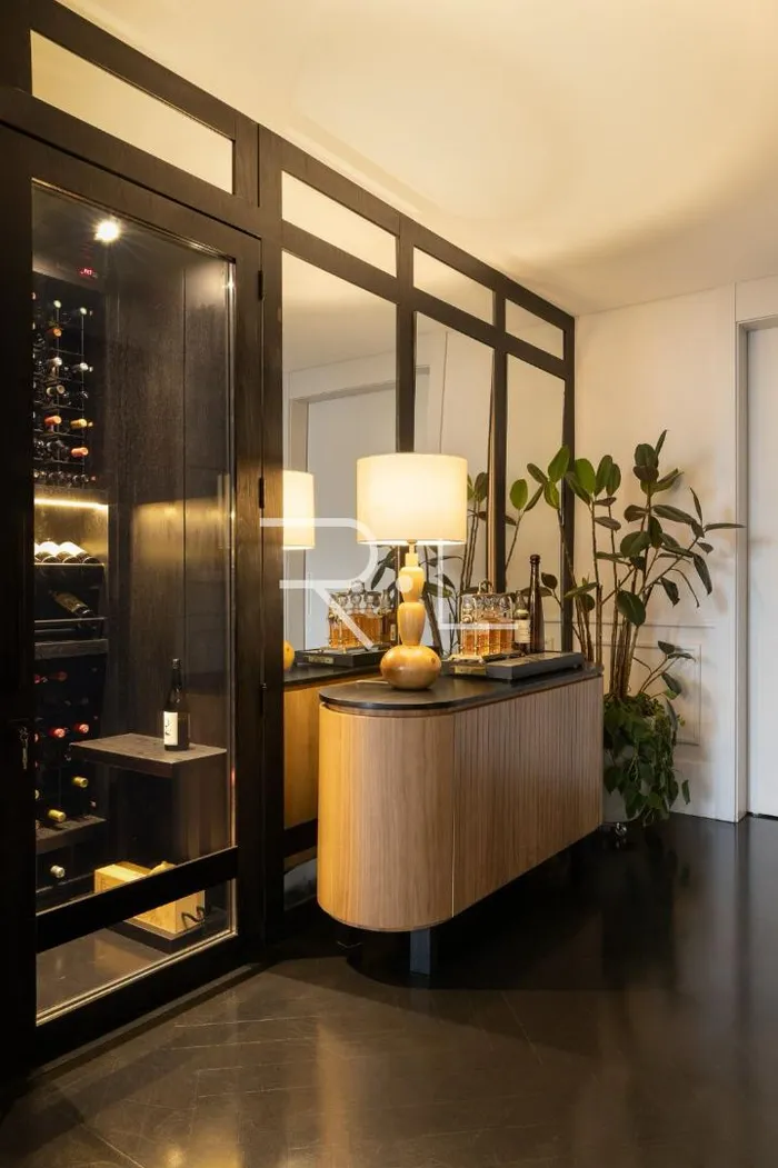 Apartamento com 2 suítes à venda em Cerqueira César, São Paulo, por R$ 6.200.000 Imagem 3