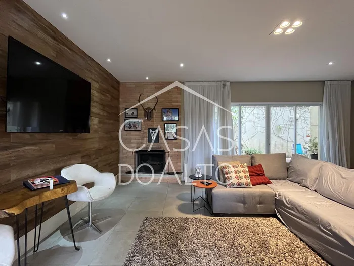 Casa de condomínio com 5 suítes à venda em Alto da Boa Vista, São Paulo, por R$ 3.700.000