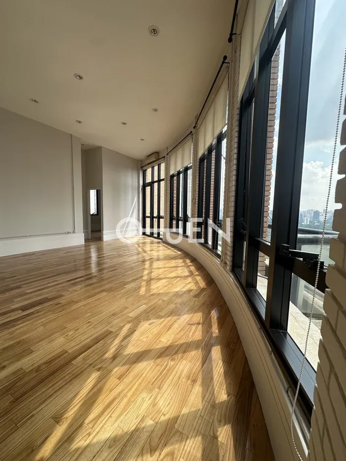 Apartamento com 2 suítes à venda em Itaim Bibi, São Paulo, por R$ 6.050.000