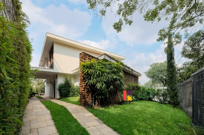 Casa com 1 suítes à venda em Pacaembu, São Paulo, por R$ 3.500.000