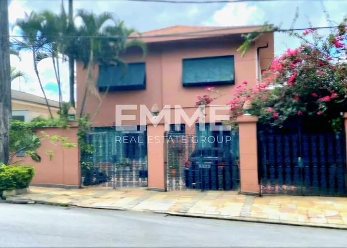Casa com 4 suítes à venda em Pacaembu, São Paulo, por R$ 3.400.000