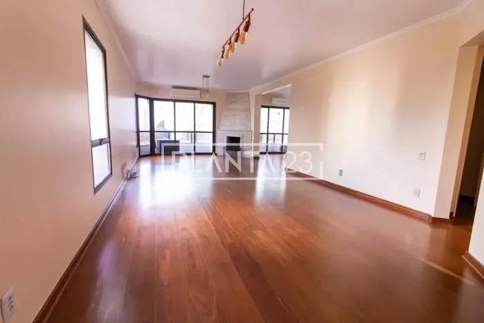 Apartamento com 3 suítes à venda em Itaim Bibi, São Paulo, por R$ 3.800.000