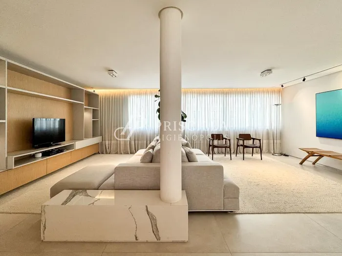 Apartamento com 1 suítes à venda em Higienópolis, São Paulo, por R$ 2.430.000