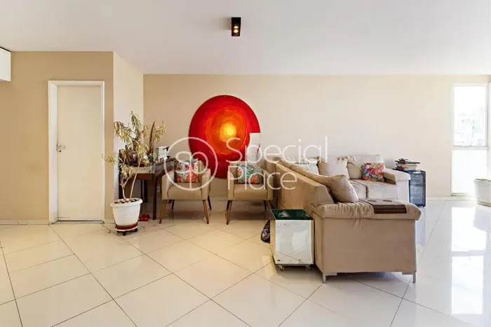 Apartamento com 1 suítes à venda em Jardim América, São Paulo, por R$ 3.600.000 Imagem 3