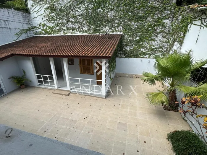 Casa com 2 suítes à venda em Pacaembu, São Paulo, por R$ 2.850.000 Imagem 2