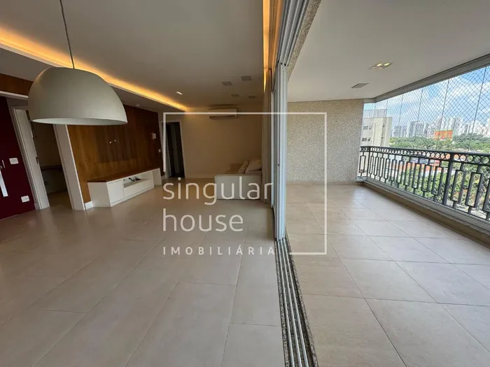 Apartamento com 3 suítes à venda em Vila Olímpia, São Paulo, por R$ 3.300.000