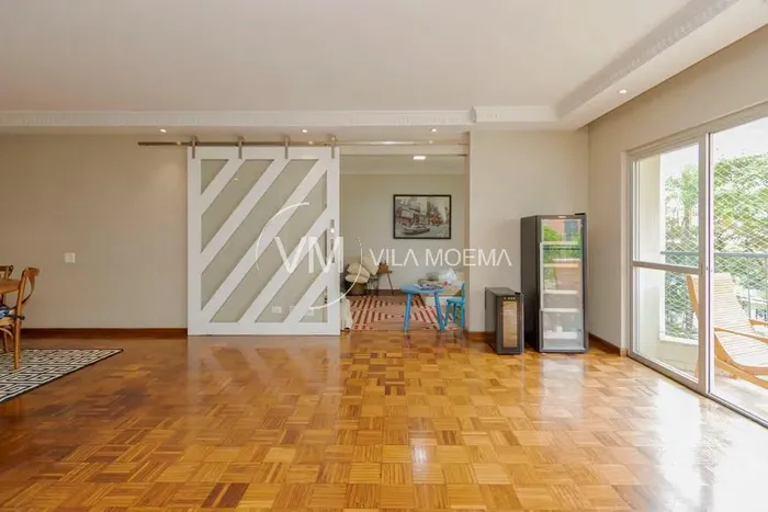 Apartamento com 3 suítes à venda em Moema, São Paulo, por R$ 1.990.000 Imagem 2