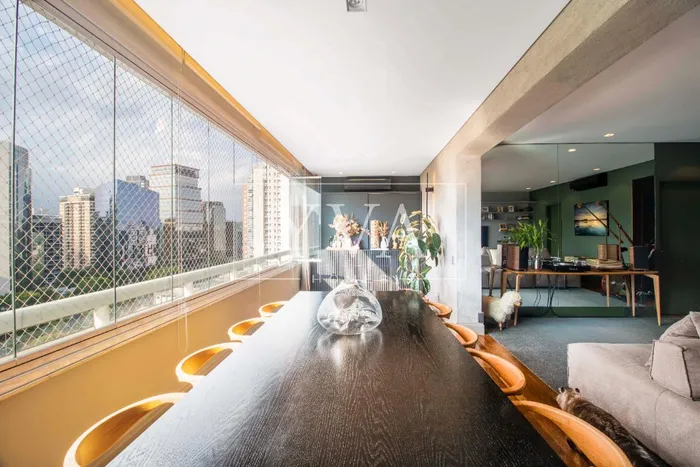 Apartamento com 3 suítes à venda em Itaim Bibi, São Paulo, por R$ 4.500.000 Imagem 2